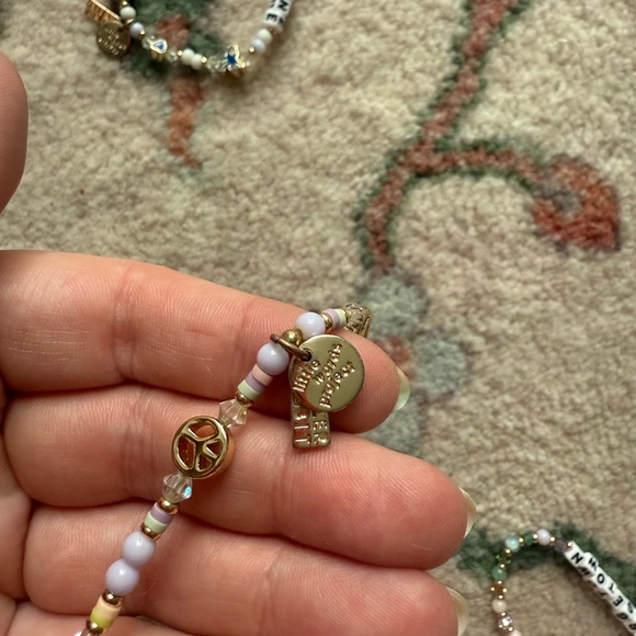 Little Words Project x Roller Rabbit - Picture 4 of 5